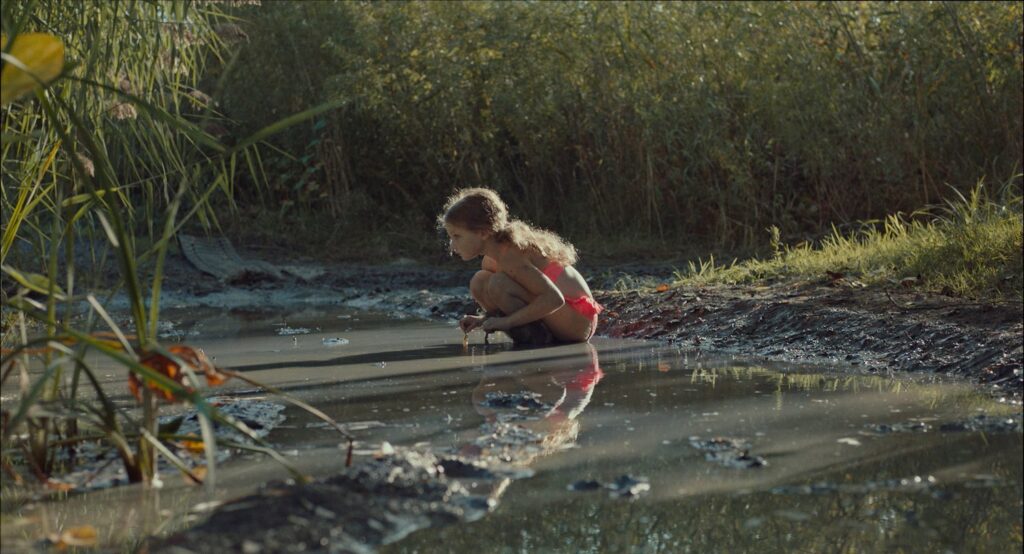 3.CAMILLE BOUE_Irlande Cote_credit Lena Mill-Reuillard _ Etienne Roussy_COMPRESS 2