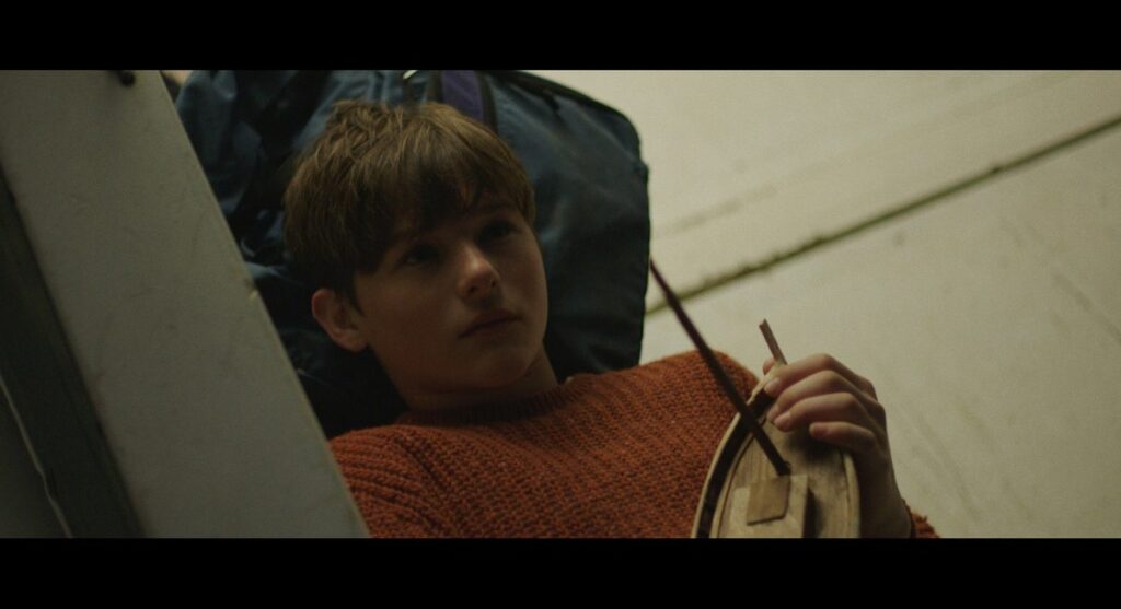 LARGUER LES AMARRES_still 2_COMPRESS