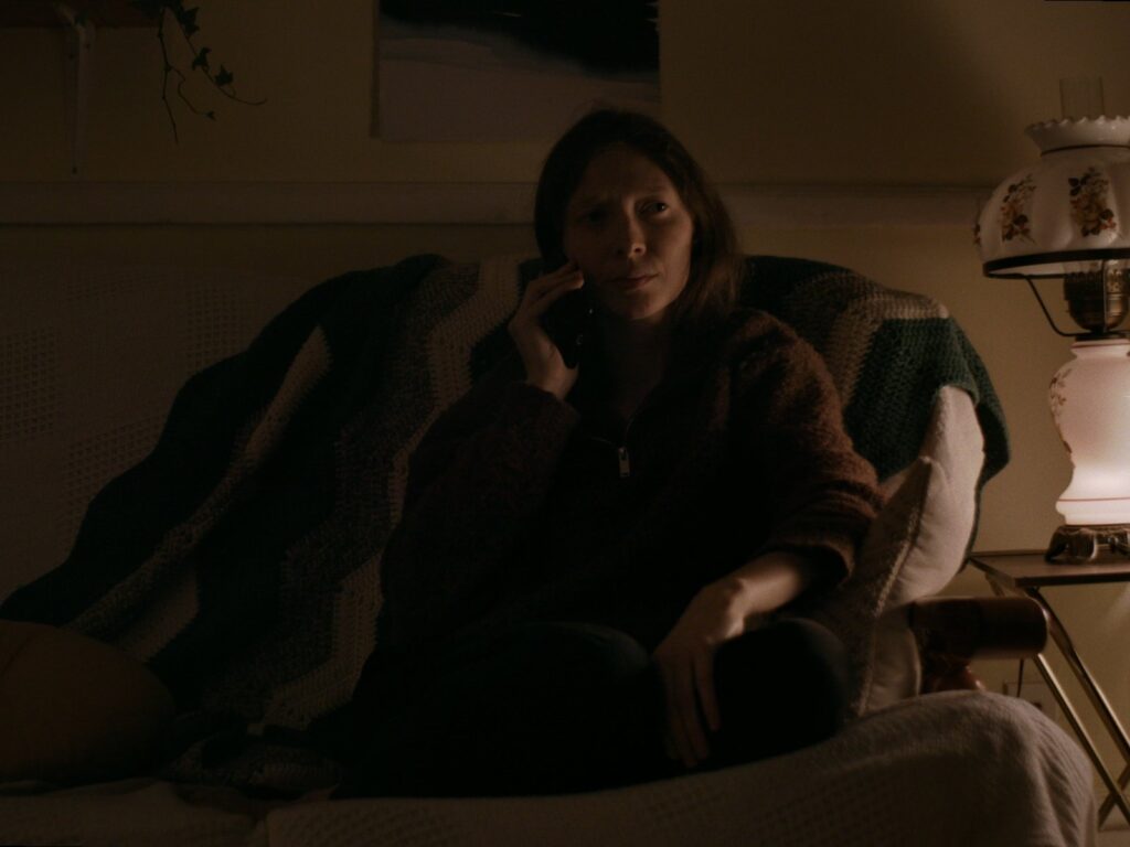 NULL_FR_GRADE_06_REC709_2398FPS_STEREO_PRORES_422_HQ_V02.00_04_10_06.Still010