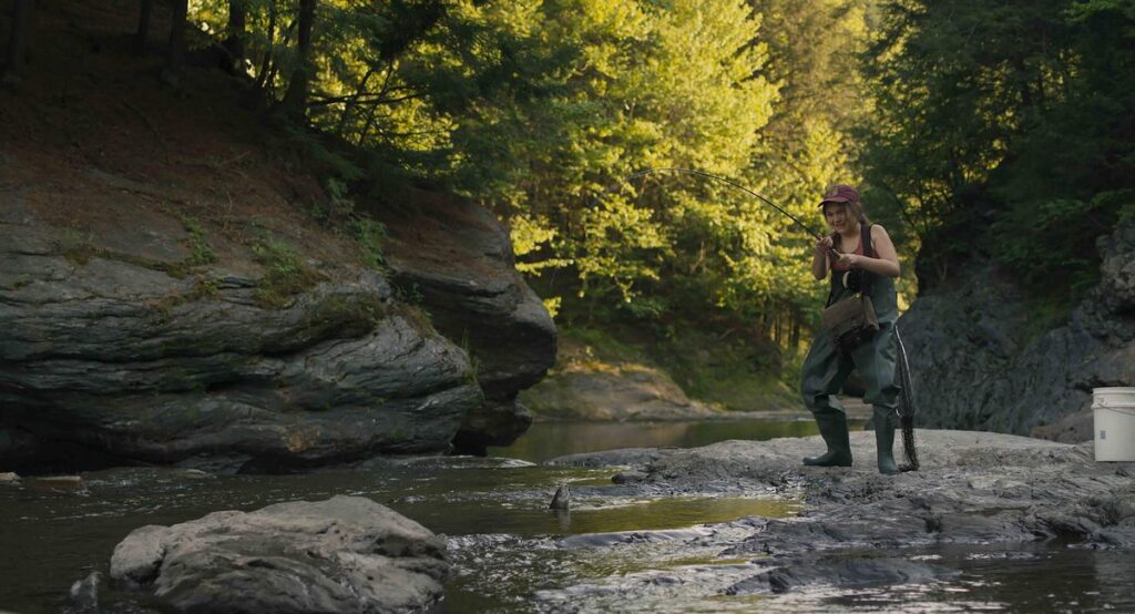 THE CATCH_still 1_compress_